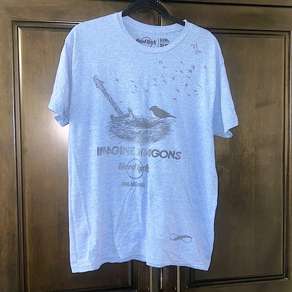Hard Rock Café signature series 33 limited edition Imagine Dragons graphic tee